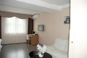 Chengdu Carmen Hotel - Image 3