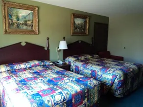 Garden Inn & Suites - Fitzgerald - Image 3