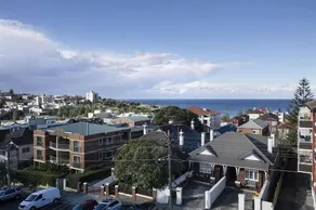 Coogee Brook Street - Image 2