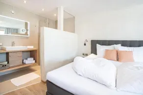 Chalet Bergzeit Ferienhaus mit Sauna & Wellness - Image 3