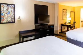 Best Western Plus North Savannah - Image 5