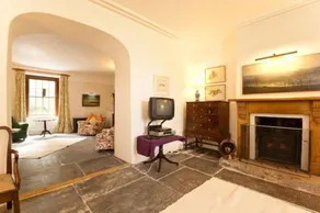 Helsett Farmhouse - Image 4
