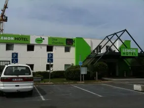 Lemon Hotel - Tourcoing - Image 5