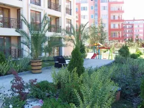 GT Villa Astoria Apartments - Image 3
