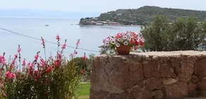 Assos Mitillini Butik Otel - Image 4