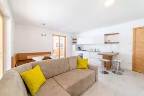 Olivia Home - Image 2