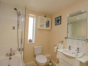Clock Tower Cottage - Image 4