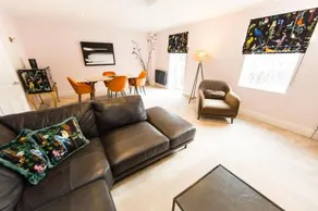 Nydsley Hall by Maison Parfaite 4 Luxury Apartments 2 with Hot Tubs - Image 5