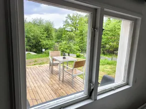 Cozy Tiny House Retreat in Stockholm Archipelago - Image 4