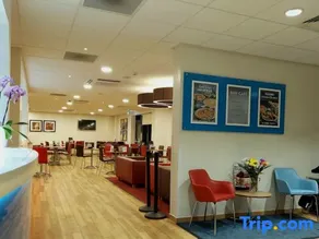 Travelodge Workington - Image 2