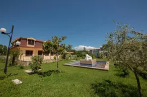 Kolaveri Resort - Image 3