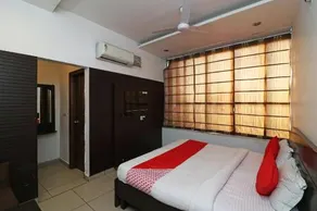 Hotel Mehfil - Image 3