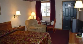 Country Hearth Inn & Suites - Camden - Image 2