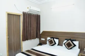 Hotel Nand Nandan - Image 4