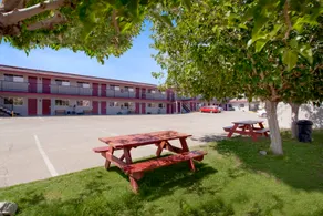 Americas Best Value Inn - Image 5