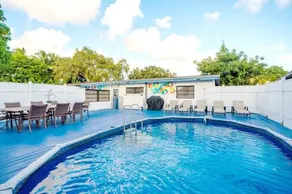 6 Br Heated Pool Private Sun Deck Holiday Home 6 - Image 3