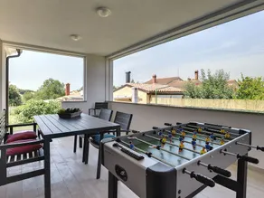 Modern Villa In Pula With Garden - Image 4