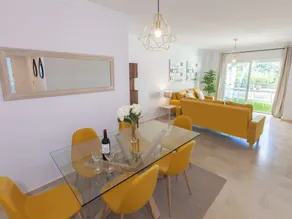 Contemporary Central Apartment - Image 4