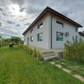 Villa Romelia - Select Apartments - Image 5