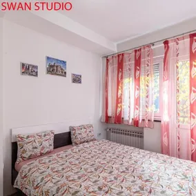 Swan Apartment - Image 4