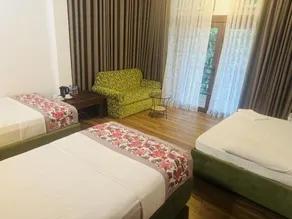 Sarras Guest House - Image 2