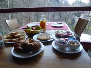 Hostal Rural Arrobi Borda - Image 2