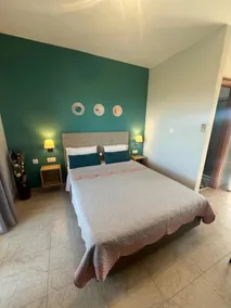 Sofia & Lakis House - Image 5