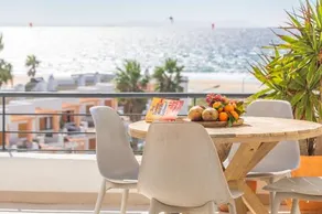 Los Lances Beach Apartments - Image 4