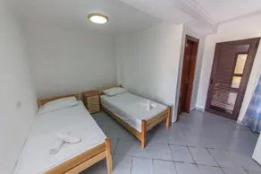 Kolaveri Resort - Image 2