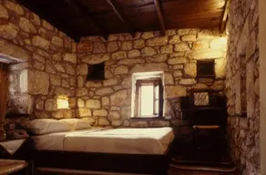 Tsitsiris Castle - Image 2