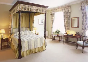 The George Inn - Image 2