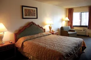 Columbus Inn - Image 3