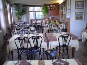 Eden Hotel - Image 3