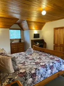 Belle's Bed & Breakfast - Image 2