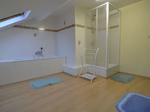 Charming Holiday Home in Halleux with Garden - Image 2