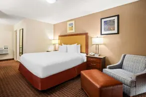 SureStay Hotel by Best Western Blythe - Image 3