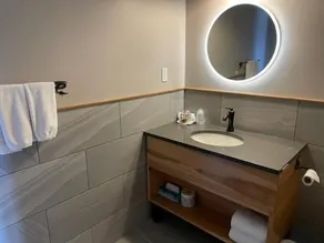 Bear Hill Lodge - Image 2