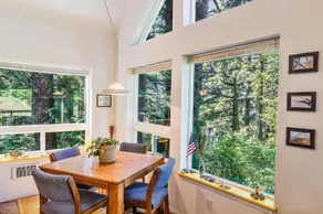 Sandy's Beach Cottage - Image 5