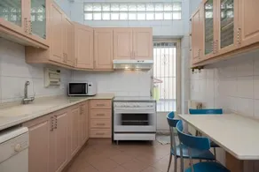 Pasteur 2bd Spacious Apartment - Image 5