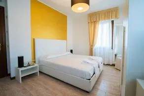 Hotel Sirena - Image 5
