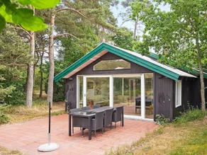 4 Person Holiday Home in Nexo - Image 4