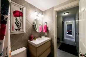 McKinnon Pointe #307 - Image 2