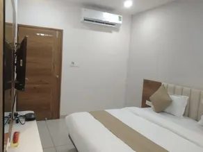 Hotel M D Residency Anand - Image 3