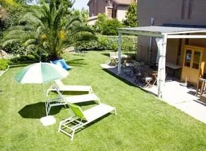Bed and Breakfast Nature Colors - Image 2