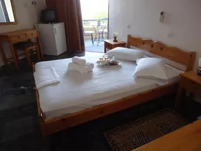 Omiros Hotel - Image 5