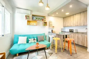 Beachside cosy apartment with pool - Image 5