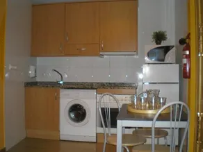Apartamentos Zaragoza Centro - Image 4
