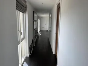 Large luxury Penthouse with free parking garage - Image 4