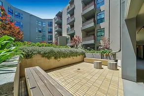 Hollywood Walk of Fame Furnished Apartments - Image 2