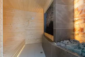 Holiday Studio With Access to Pool and Sauna - Image 5